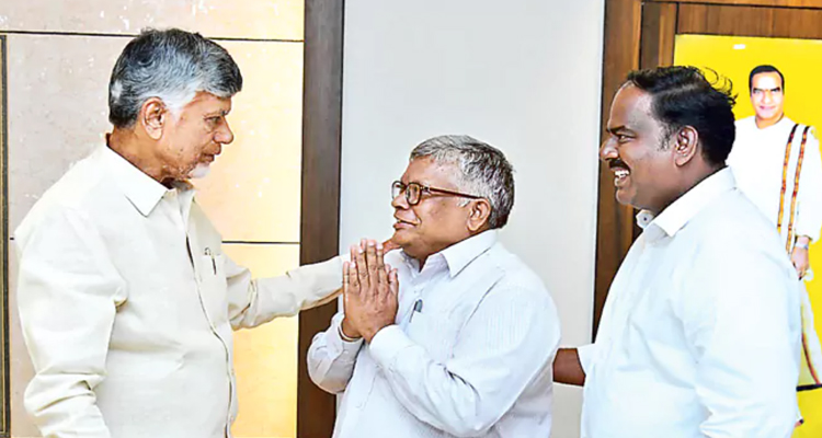 Cm Chandrababu Meets His Fan Shankar Rao 