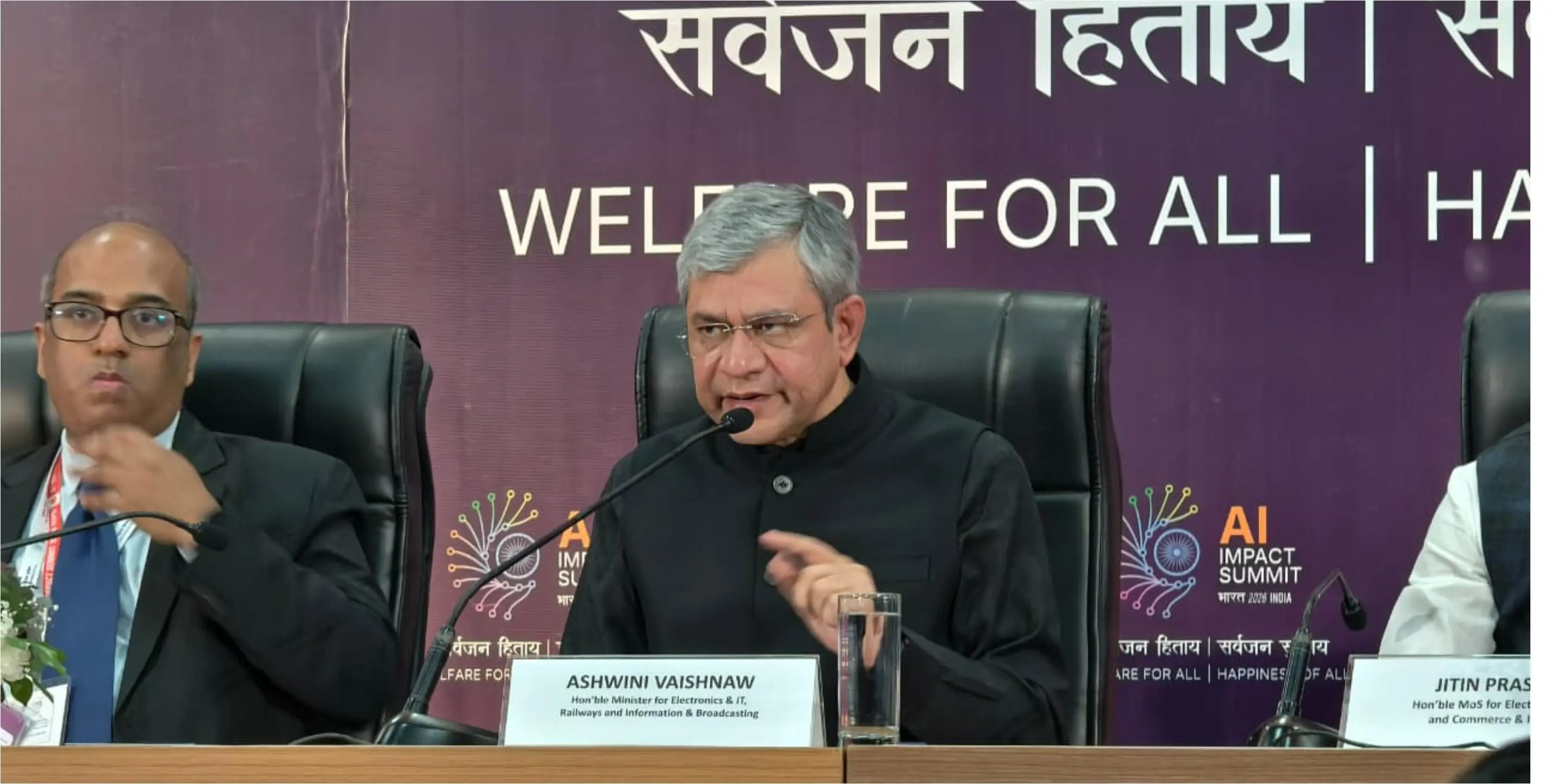 Problems At Ai Conference Union Minister Publicly Apologizes