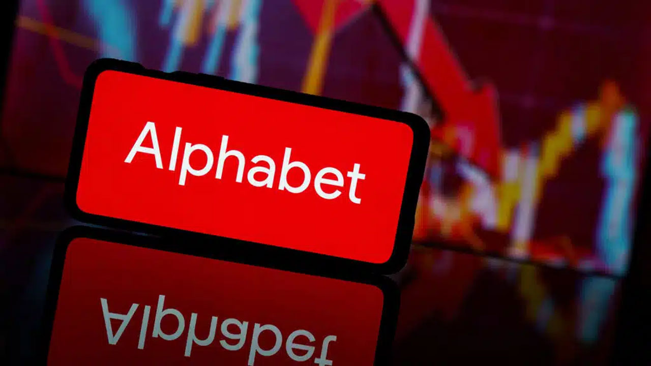 Alphabet Makes History With Over 400 Billion In Annual Revenue Driven By Ai And Cloud