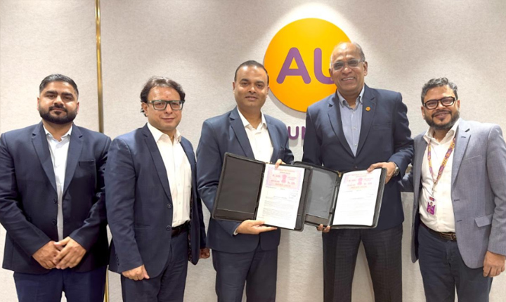 Au Small Finance Bank Partners With Honda Motorcycle Scooter India