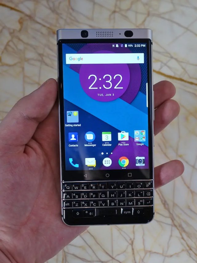 2026లో ఫోల్డబుల్ అవతారంలో బ్లాక్‌బెర్రీ రీ-ఎంట్రీ..