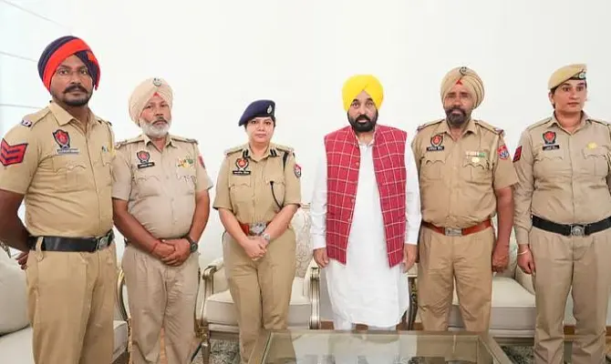 Punjab: గ్యాంగ్ స్టర్స్ రహిత రాష్ట్రంగా పంజాబ్..? Punjab Becomes A Gangster Free State