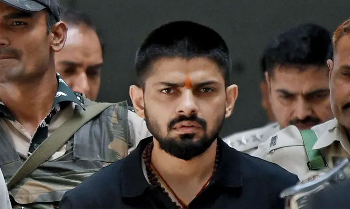 Ranveer Singh: 10 కోట్లు ఇవ్వకపోతే లేపేస్తాం..!