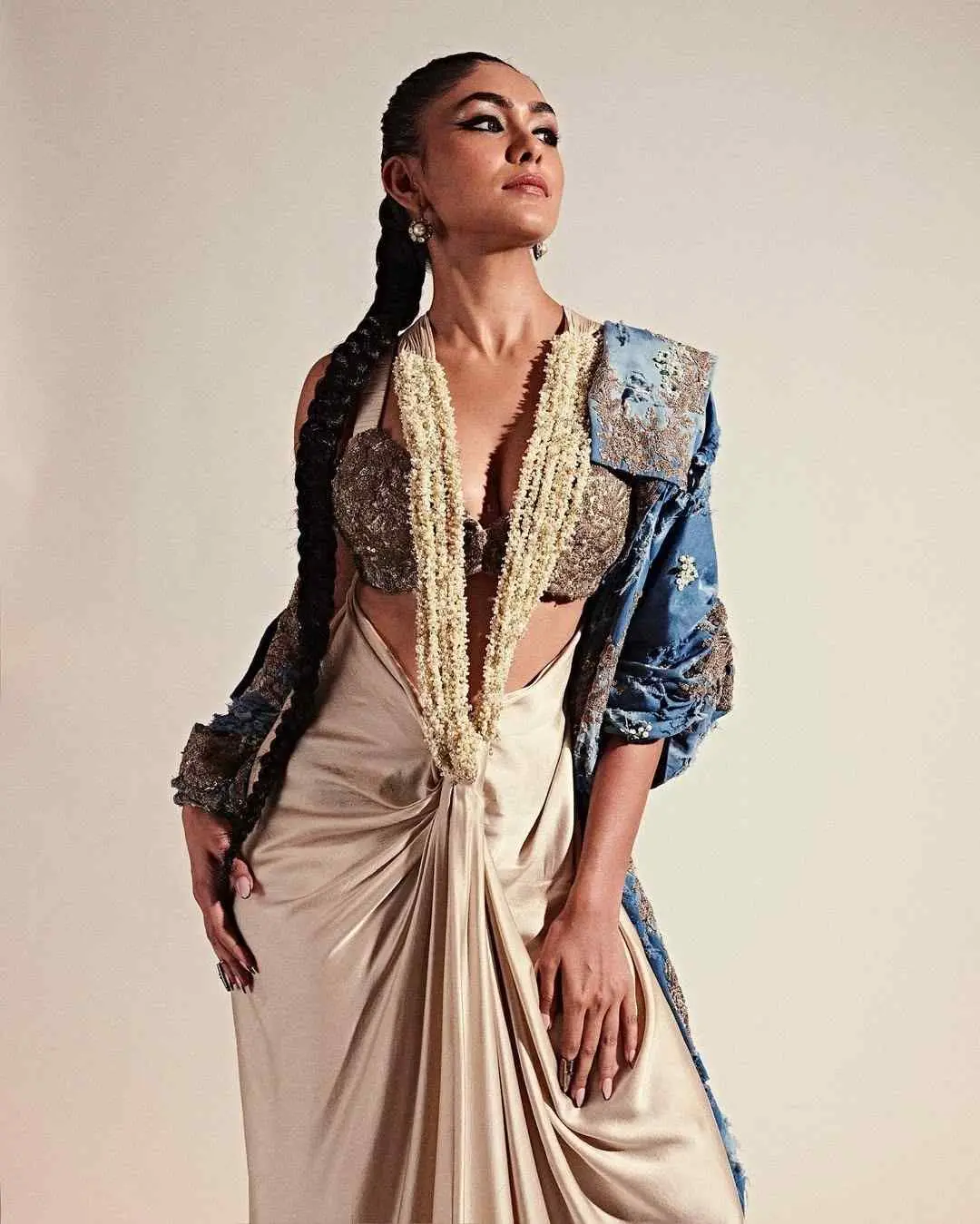 Mrunal Thakur