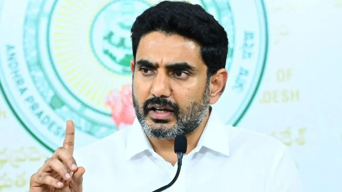 వైసీపీ తప్పుడు ప్రచారం.. పాఠశాలలు తెరిచే నాటికి అందిస్తాం: మంత్రి లోకేశ్ Ycp Spreading False Propaganda Regarding Vidya Mitra Kits Says Minister Lokesh
