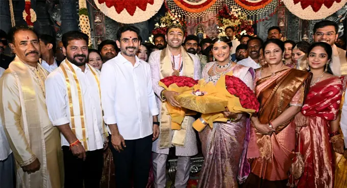 ధూళిపాళ్ల నరేంద్ర
