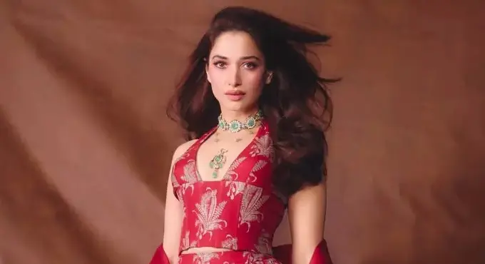 Tamannaah Bhatia Shines In A Modern Lehenga 