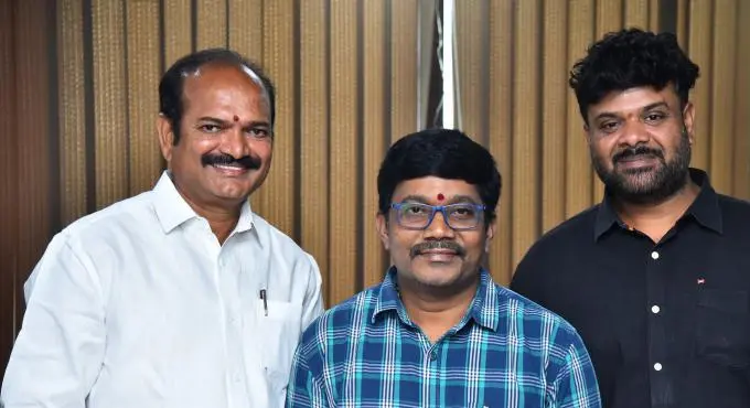 ‘పిఠాపురంలో… అలా మొదలైంది’ కుటుంబ కథా చిత్రం.. ఈ సినిమాలో తండ్రీకూతుళ్ల బంధాన్ని అద్భుతంగా చూపించాం.. నిర్మాతలు