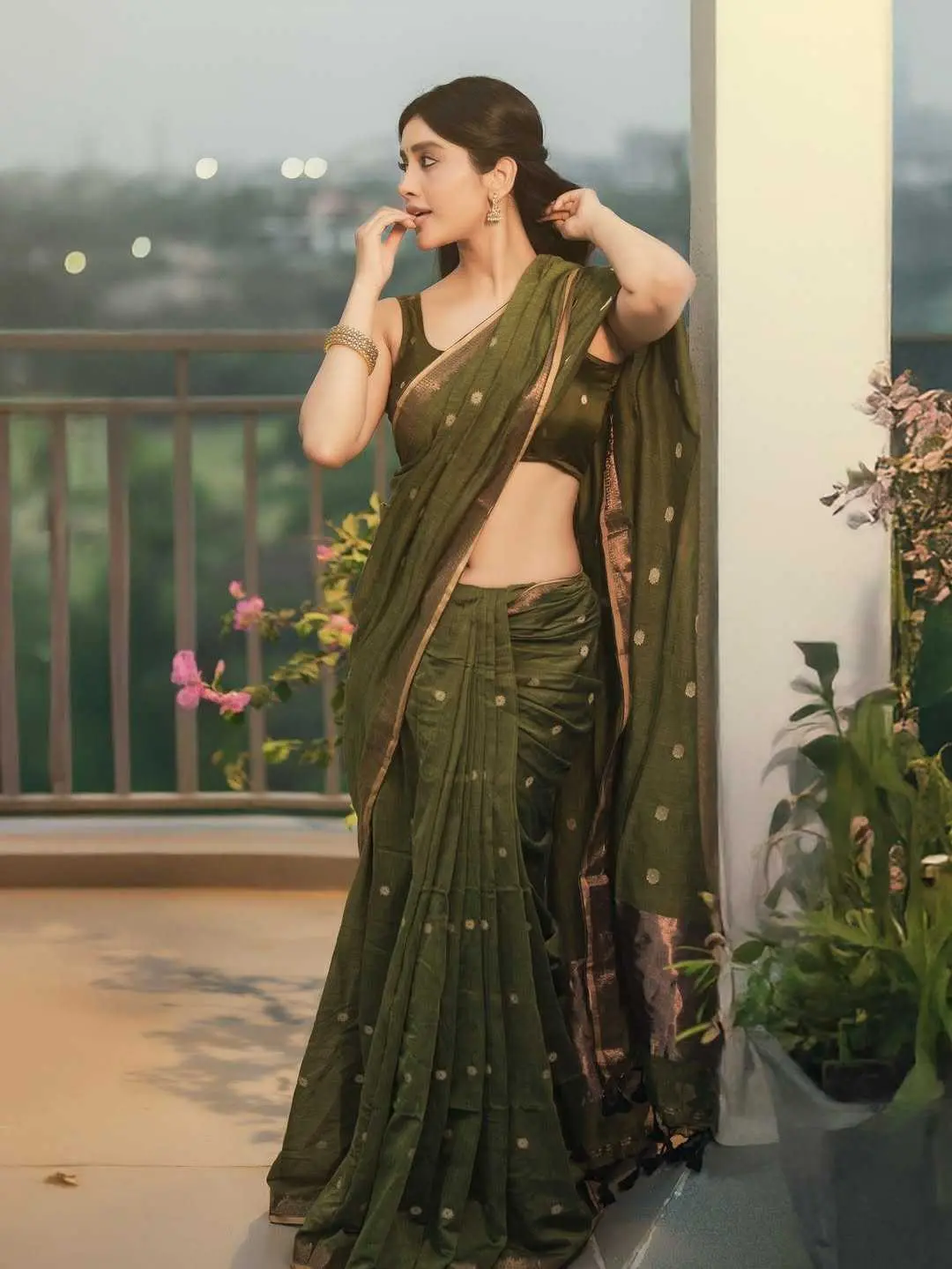 ఇస్మార్ట్ బ్యూటీ