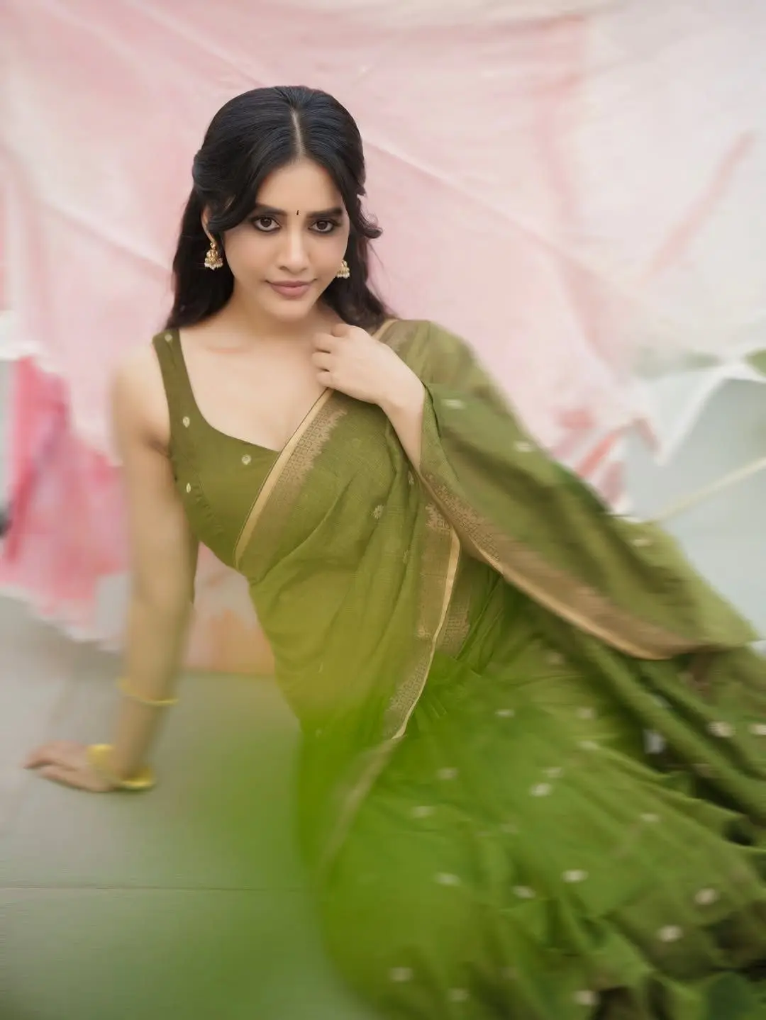 ఇస్మార్ట్ బ్యూటీ