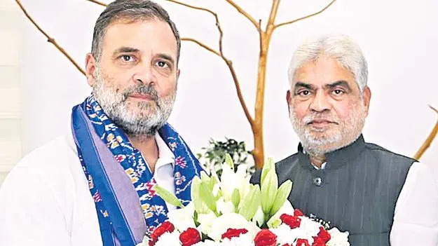 రాహుల్ గాంధీతో స్పీకర్ ప్రసాద్ కుమార్ భేటీ Prasad Kumar Meets Rahul Gandhi In Delhi Cabinet Expansion Request Creates Political Stir
