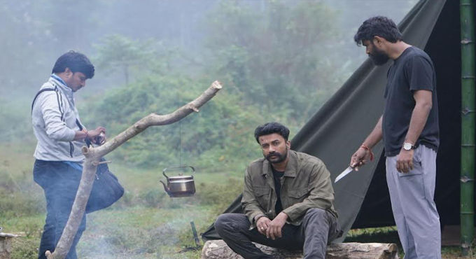 “సమవర్తి” మూవీ నుంచి ‘బిహైండ్ ది వుడ్స్ ఆఫ్ సమవర్తి’ (మేకింగ్) రిలీజ్ Behind The Woods Of Samavarthi Making Video From Young Talented Hero Satyadevs Samavarthi Is Out Now