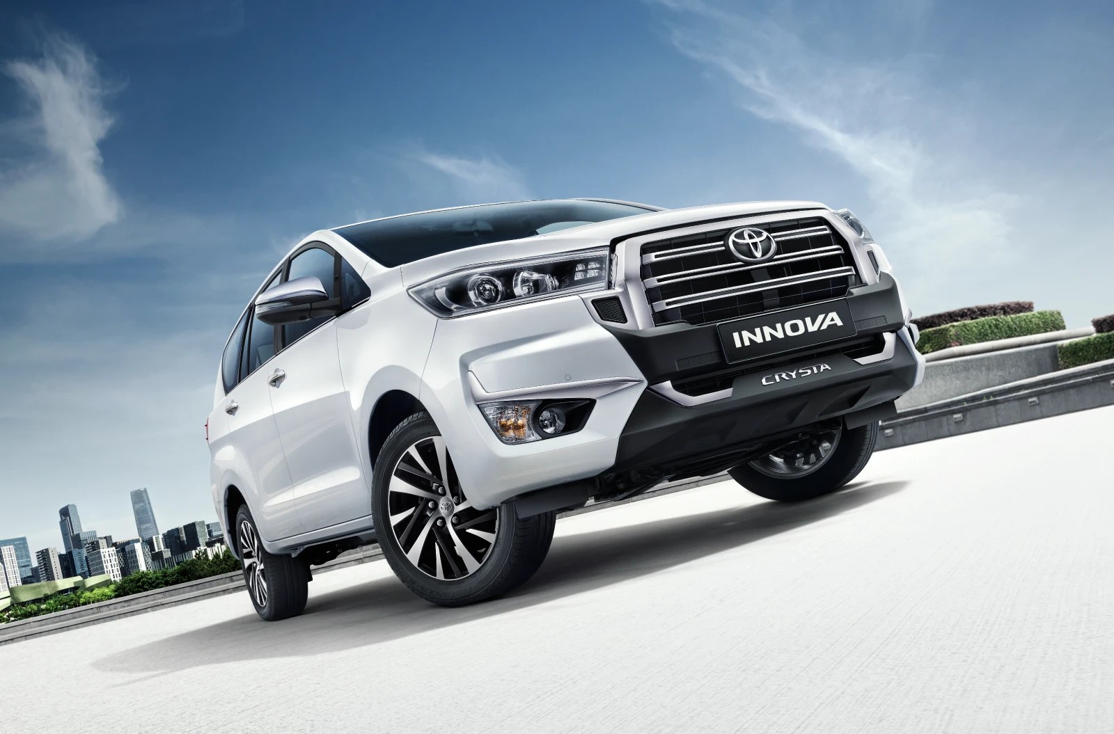 2026 Innova Crysta Launch But Fans Left Speechless By One Shocking Piece Of News