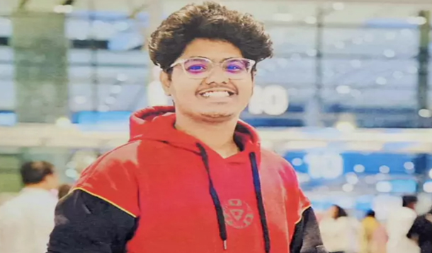 ఫిన్ లాండ్ లో హైదరాబాద్ వాసీ మణిదీప్ అదృశ్యం .. కేంద్రానికి హైకోర్టు నోటీసులు