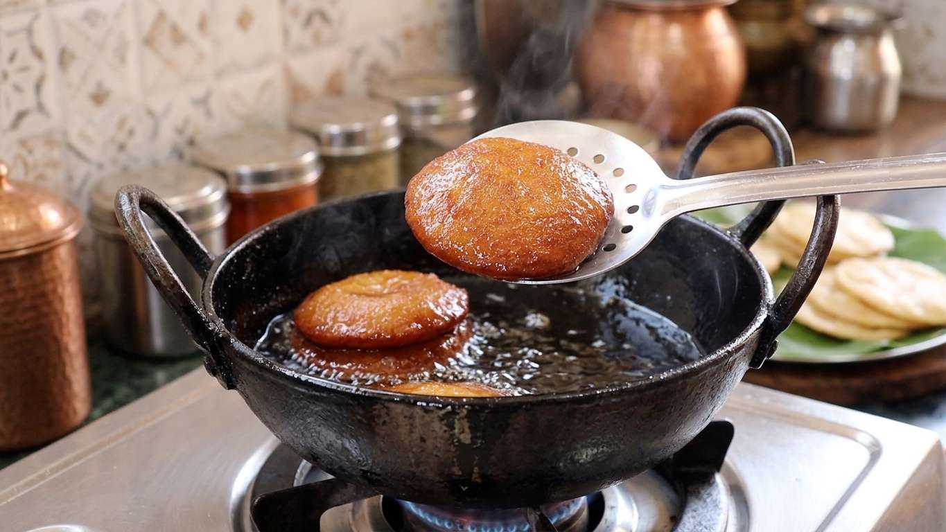 Method of frying Appalu 