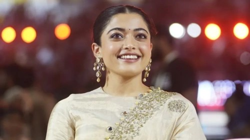 హీరోయిన్ల్లో రష్మికే టాప్? ఆమె హయ్యెస్ట్ రెమ్యూనరేషన్ ఇదే! What Is Rashmikas Career High Remuneration