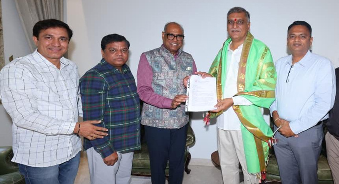 హరీష్రావుకు ఆటా ఆహ్వానం Ata Leaders Invites Harish Rao For 19th Ata Conference