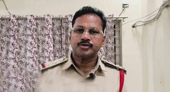 సీఐ నాగరాజును కాపాడుతున్న ‘సింగం’ ఇమేజ్..?