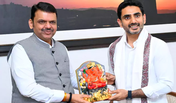 మహారాష్ట్ర సీఎంతో మంత్రి నారా లోకేశ్ భేటీ