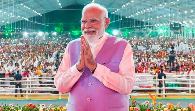 నమో వరల్డ్.. అమెరికన్ల ప్రశంసలు..! Narendra Modi Has Completed 12 Years Of Uninterrupted Leadership