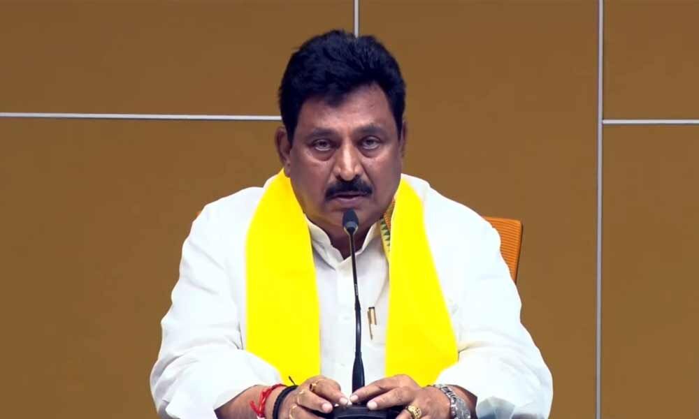అభివృద్ధిని చూసి ఓర్వలేకే వైసీపీ నేతలు దుష్ప్రచారం : చినరాజప్ప Former Home Minister Chinarajappa Slams Ysrcp Over Deputy Cm Pawan Kalyan Remarks And Kapu Community Development In Ap