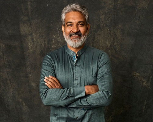 ‘సింగ్ గీతం’ తొలి టికెట్ కొనుగోలు చేసిన దర్శక ధీరుడు ఎస్.ఎస్. రాజమౌళి Ss Rajamouli Buys First Ticket Of Sing Geetham Appreciates Nag Ashwin Shares His Admiration For Singeetham Srinivasa Rao