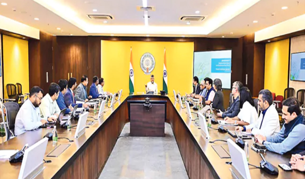 సింగపూర్ ప్రతినిధులతో సీఎం చంద్రబాబు భేటీ Cm Chandrababu Meets Singapore Representatives