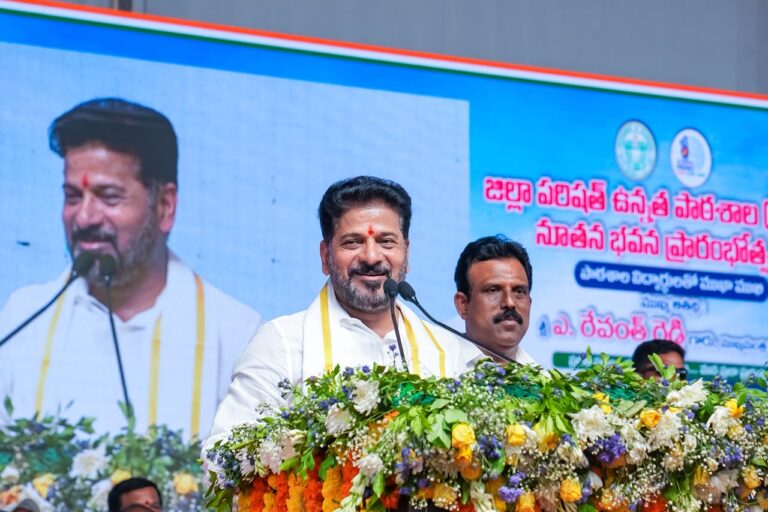 అందుకే విద్యాశాఖను నాదగ్గరే పెట్టుకున్నా..  సీఎం రేవంత్ రెడ్డి