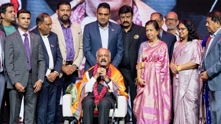 డాక్టర్ డి.నాగేశ్వర్ రెడ్డికి ‘లైఫ్ టైమ్ అచీవ్‌మెంట్’ అవార్డు అందజేత