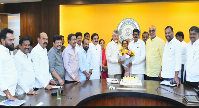 మంత్రి ఆనం రామనారాయణరెడ్డి కి ముఖ్యమంత్రి చంద్రబాబు జన్మదిన శుభాకాంక్షలు Cm Chandrababu Naidu Celebrates Minister Anam Ramnarayana Reddy Birthday