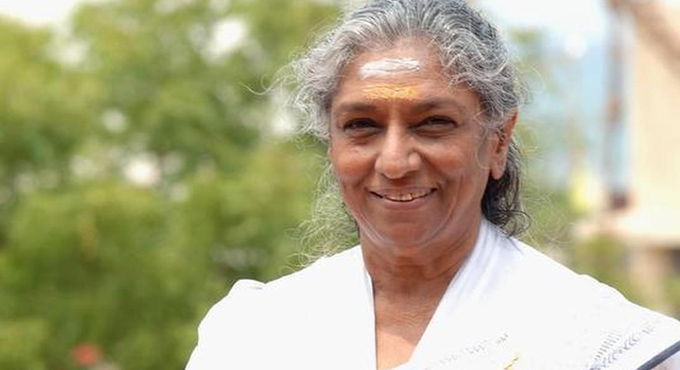 సుస్వర సంగీత మధుర కోయిల ఎస్ జానకమ్మ గారి గొంతు మూగబోయింది Legendary Singer S Janaki Passed Away At 88
