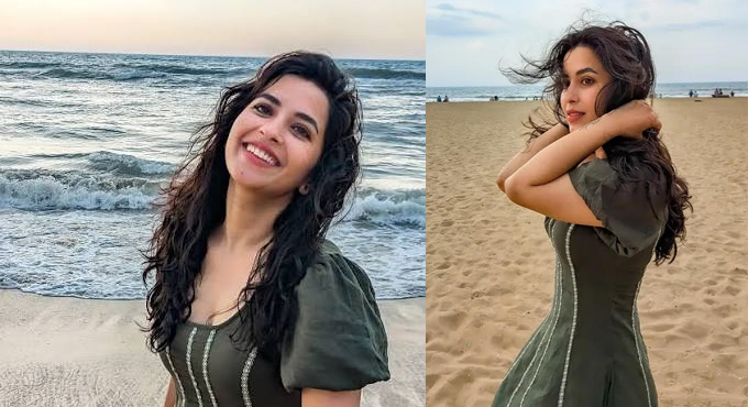 Komalee Prasad At Beach