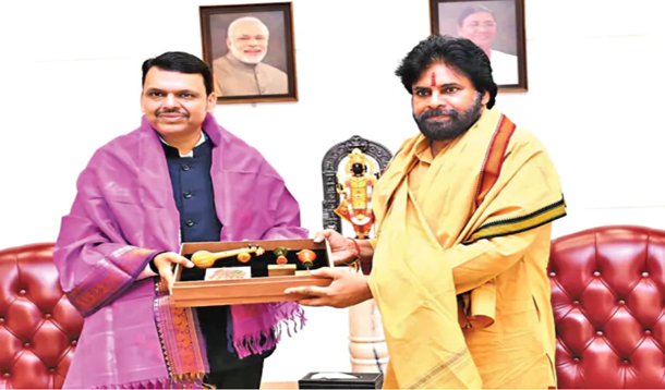 మహారాష్ట్ర సీఎం ఫడణవీస్తో డిప్యూటీ సీఎం పవన్కల్యాణ్ భేటీ Deputy Cm Pawan Kalyan Meeting With Maharashtra Cm Fadnavis In Mumbai