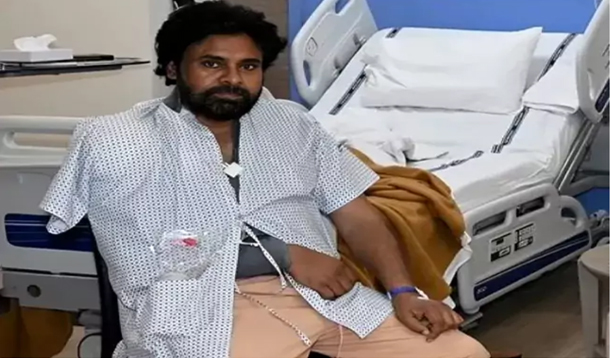 ఆసుపత్రి నుంచి డిప్యూటీ సీఎం పవన్ కల్యాణ్ డిశ్చార్జ్ Pawan Kalyan Discharged From Hospital In Mumbai