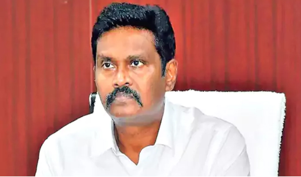ఐపీఎస్ అధికారి పీవీ సునీల్ కుమార్ క్వాట్లో చుక్కెదురు Setback To Ips Officer Pv Sunil Kumar At Cat