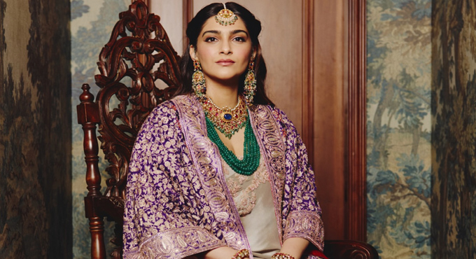 Sonam Kapoor Shines Royal Look