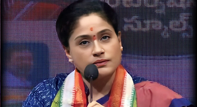 మంత్రి పదవికోసం విజయశాంతి మైండ్ గేమ్స్? Vijayashanti Mind Game For Ministry Post
