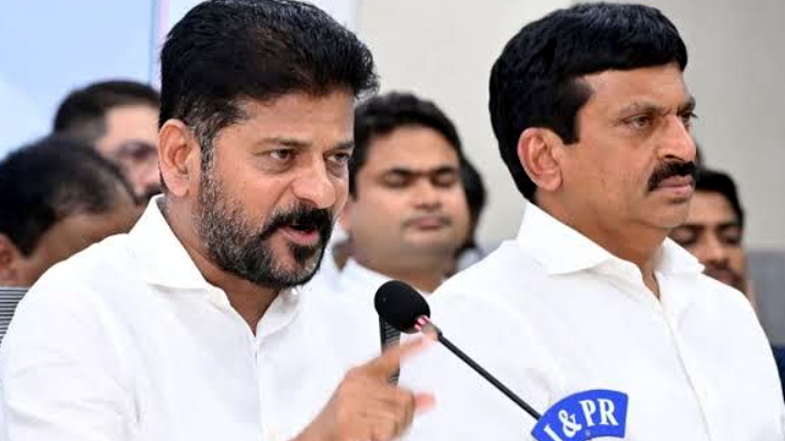 22A Lands: 22ఏ భూముల వివాదంపై ప్రభుత్వం దిద్దుబాటు! Telangana Government Steps In To Resolve 22a Lands Dispute Ministers Warns Officials