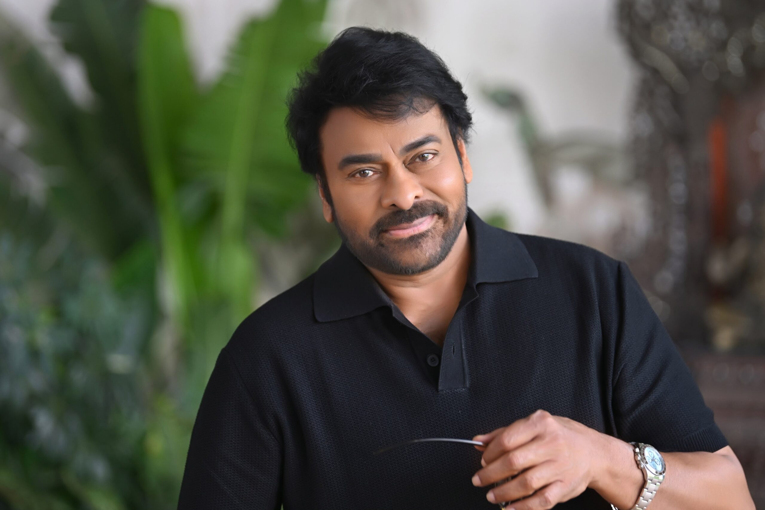 మెగాస్టార్ చిరంజీవి, సక్సెస్ఫుల్ డైరెక్టర్ బాబీ కొల్లి, ప్రముఖ నిర్మాణ సంస్థ KVN ప్రొడక్షన్స్ #Mega158 / #ChiruBobby2.. 40 రోజుల షూటింగ్ పూర్తి- ఫస్ట్ హాఫ్ ఎడిట్ లాక్- చిరంజీవి బర్త్డే స్పెషల్ లోడింగ్- 2027 సంక్రాంతి రిలీజ్కు రెడీ Megastar Chiranjeevi Successful Director Bobby Kolli And Prominent Production House Kvn Productions Mega158 Chirubobby2 40 Days Of Shooting Completed First Half Edit Locked A Special