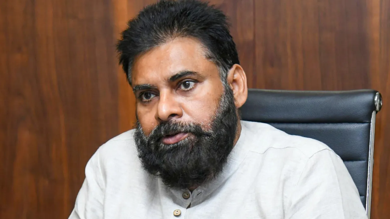 ఆయుర్వేద చికిత్స కోసం కేరళకు పవన్.. ఆరోగ్యంపై కీలక నిర్ణయం.. Pawan Heads To Kerala For Ayurvedic Treatment Key Decision Regarding His Health