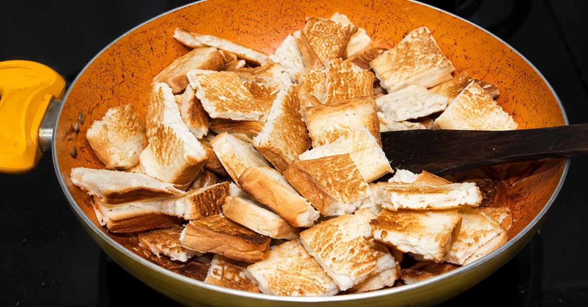 Preparing the bread slices