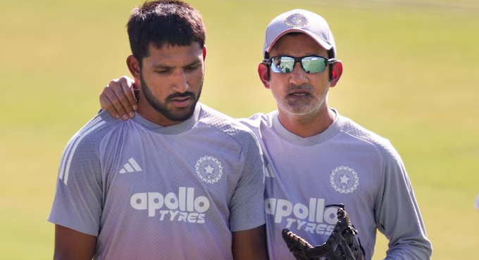 ధ్రువ్ జురెల్కు గంభీర్ క్లాస్..? Gambhir Gives Dhruv Jurel A Lesson