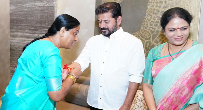 రాఖీతో మంటలు చల్లారినట్లేనా? Konda Surekha Ties Rakhi To Revanth Reddy At Residence