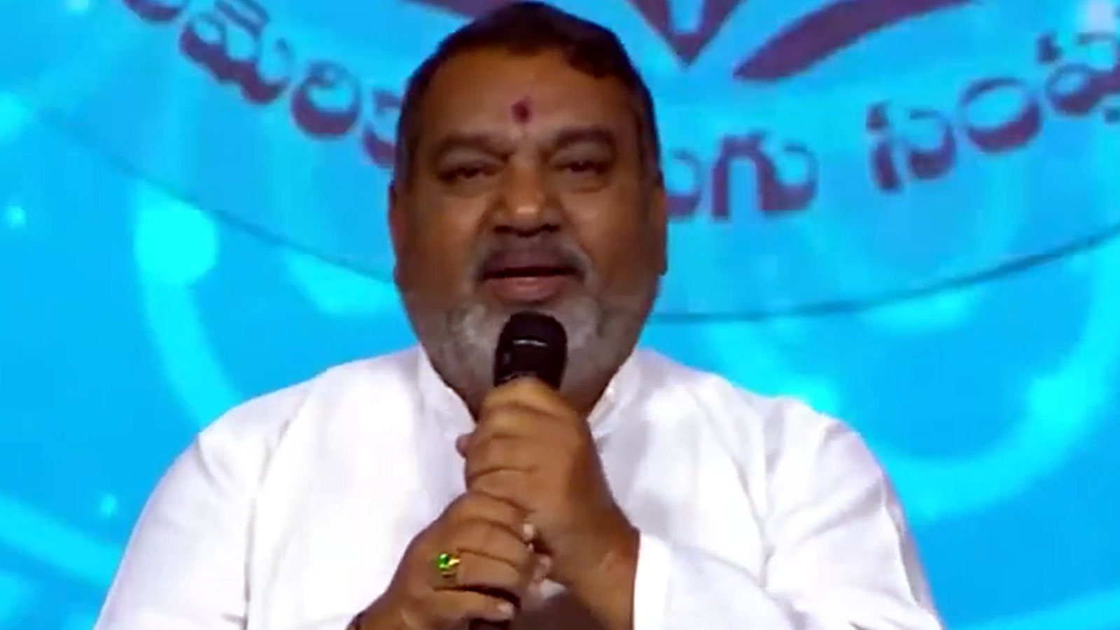 ఆటా మహా సభల్లో అలరించిన మురళీధర్ గౌడ్ Actor Muralidhar Goud Delivers Lively Speech At The 19th Ata Conference