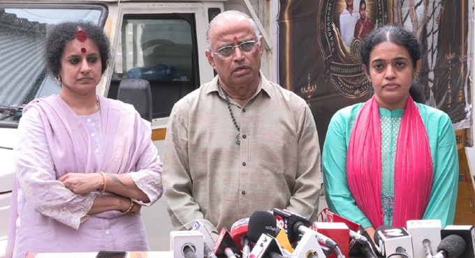 అస్సాం వరద బాధితులకు నిత్యవసర వస్తువులను పంపిణీ చేసిన నందమూరి బసవరామ తారకం ఎన్టీఆర్ చారిటబుల్ ట్రస్ట్ Nandamuri Basavatarakam Ntr Charitable Trust Distributed Essential Commodities To Assam Flood Victims