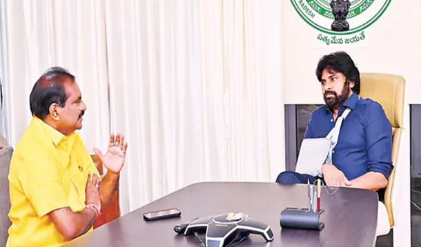 పవన్‌కల్యాణ్‌తో మంత్రి రామానాయుడు భేటీ