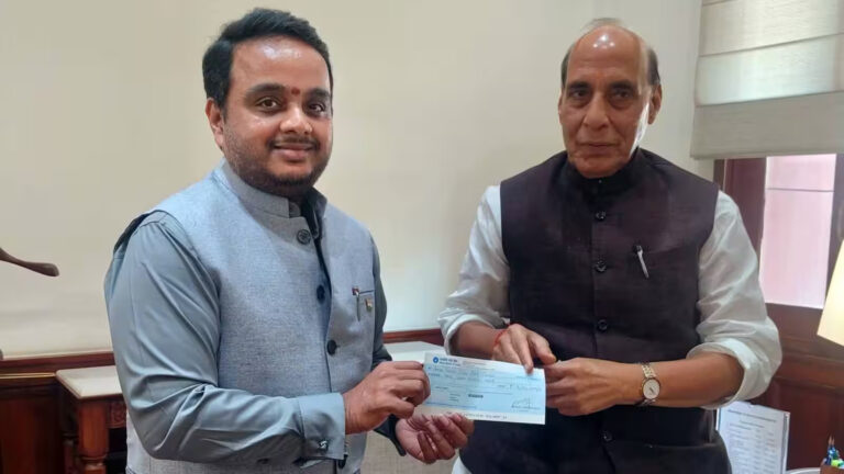 ఎంపీ విజయ్ గొప్ప మనసు.. అభినందించిన కేంద్రమంత్రి రాజ్‌నాథ్ సింగ్