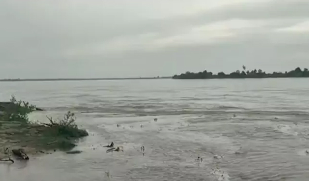 Centre Setup A Meeting With Telangana And Maharashtra Over Tummidihatti Barrage