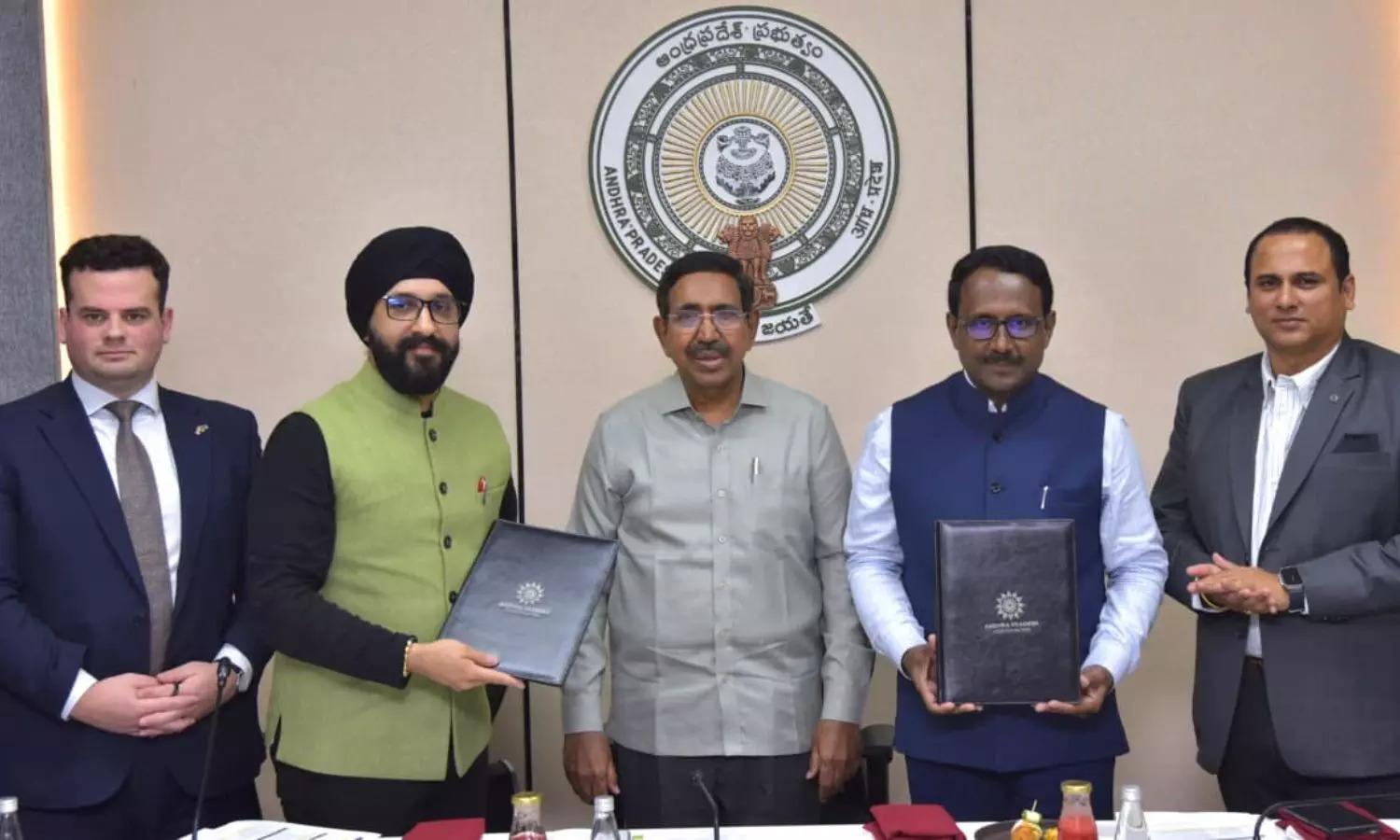 Key Agreement Between Ap Municipal Department And Uk Government