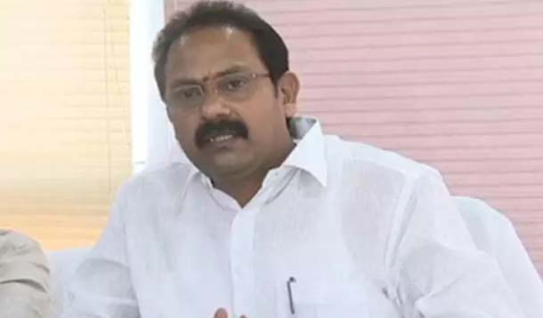 మాజీ డిప్యూటీ సీఎం ఆళ్ల నాని కన్ను మూత